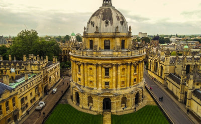 Podcast Universitas OXFORD yang Membahas Percobaan untuk Memberikan Vape pada Perokok Tunawisma